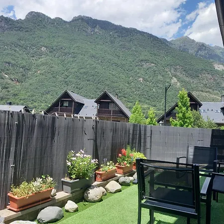 Apartament Pyros De Benas Benasque Zewnętrze zdjęcie
